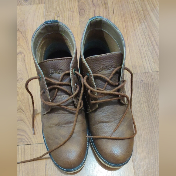 Bass - Picture 4 of 4